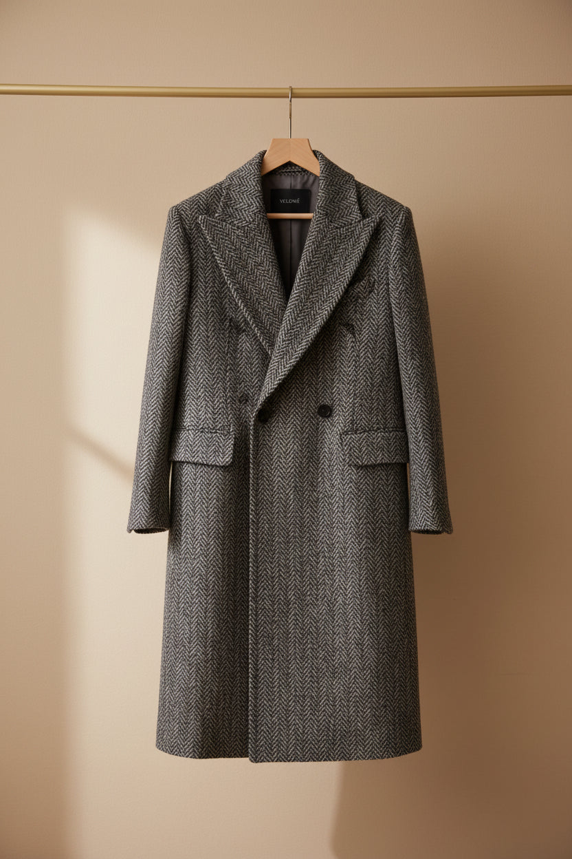 Mid-length Thickened Small Hepburn Style Woolen Coat - VELORÉ