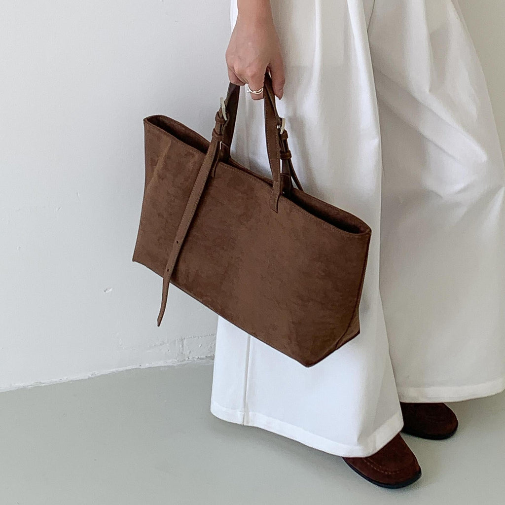 New Autumnwinter Tote Bag In Suede With A Large Capacity - VELORÉ